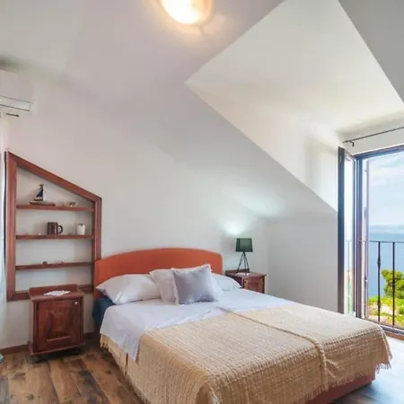 Lumos - Panoramic View & Olive Garden 4*