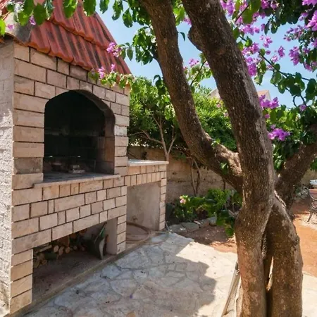 Lumos - Panoramic View & Olive Garden 4* Postira