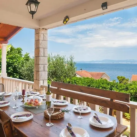 Ξενοδοχείο Lumos - Panoramic View & Olive Garden 4*